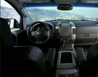 2004 Nissan Armada Photos