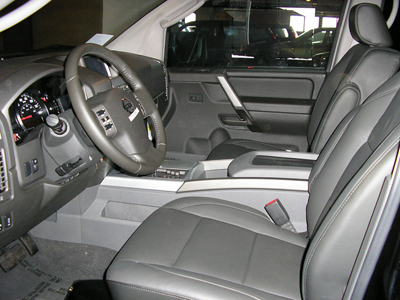 2005 Nissan Armada Photos