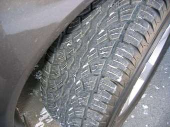 2005 Nissan Armada Pictures