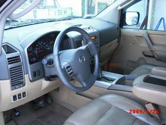 2005 Nissan Armada Pictures
