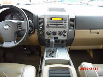 2005 Nissan Armada Photos