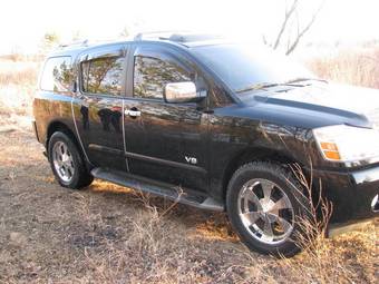 2005 Nissan Armada Pictures