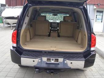 2005 Nissan Armada Images