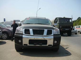 2005 Nissan Armada Images