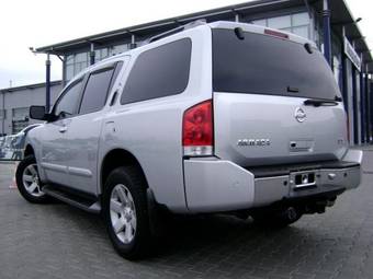 2005 Nissan Armada Pictures