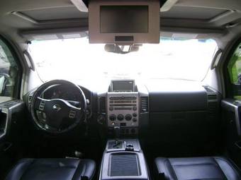 2005 Nissan Armada Photos
