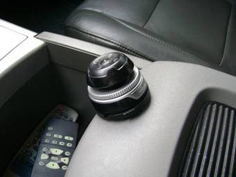 2005 Nissan Armada Pics