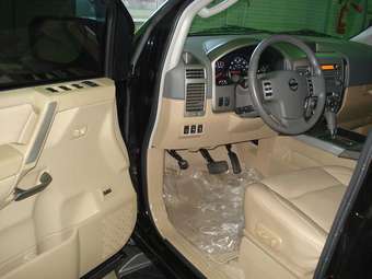 2006 Nissan Armada Pictures