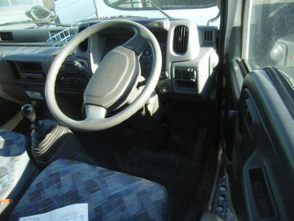 1999 Nissan Atlas Images