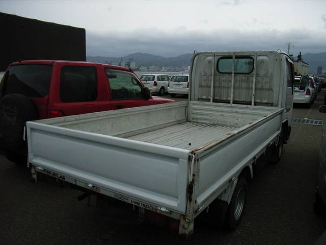 2000 Nissan Atlas