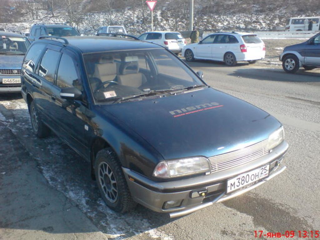 1994 Nissan Avenir