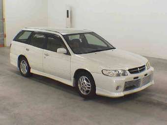 1998 Nissan Avenir