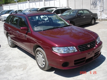 1999 Nissan Avenir