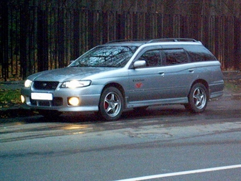 1999 Nissan Avenir