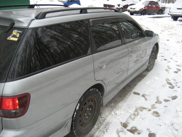 1999 Nissan Avenir