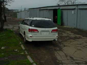 1999 Nissan Avenir Pictures