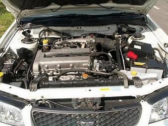 1999 Nissan Avenir Pictures