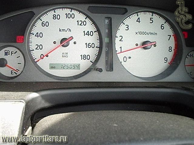 1999 Nissan Avenir Pictures