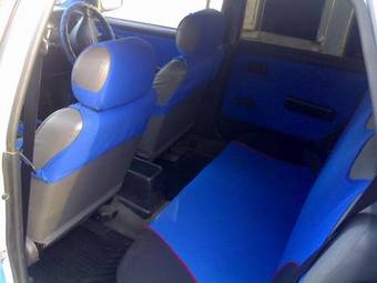 1999 Nissan Avenir Pictures