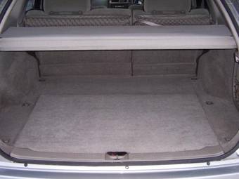 1999 Nissan Avenir Photos