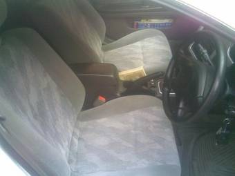 1999 Nissan Avenir Images