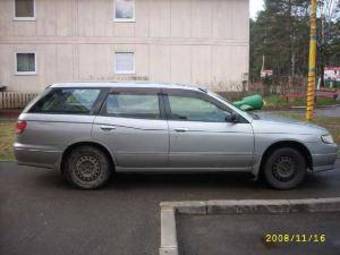 1999 Nissan Avenir Photos