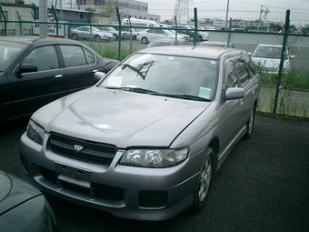 2000 Nissan Avenir