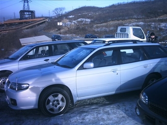 2000 Nissan Avenir