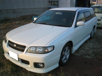 2000 Nissan Avenir