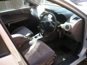 Nissan Avenir