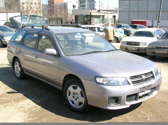 2000 Nissan Avenir