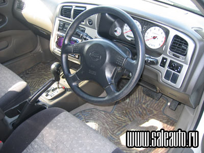 2000 Nissan Avenir For Sale