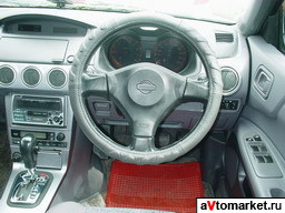 2000 Nissan Avenir Photos