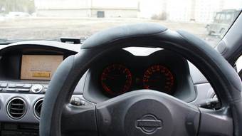 2000 Nissan Avenir Pictures