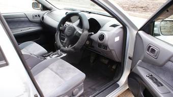2000 Nissan Avenir Photos