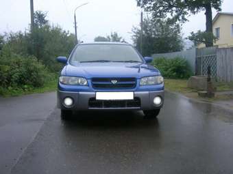 Nissan Avenir