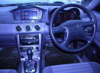 Nissan Avenir