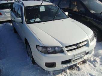 2001 Nissan Avenir For Sale