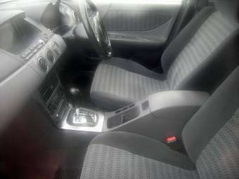 2001 Nissan Avenir Pictures