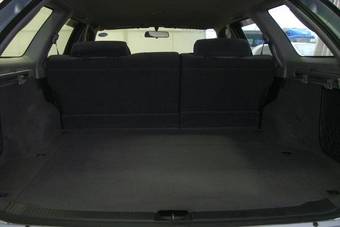 2001 Nissan Avenir Photos