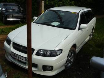 2001 Nissan Avenir Pics