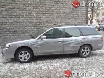 2001 Nissan Avenir Pictures