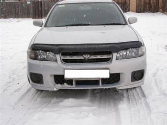 2001 Nissan Avenir Photos