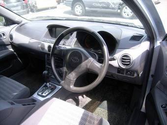 2001 Nissan Avenir Pics