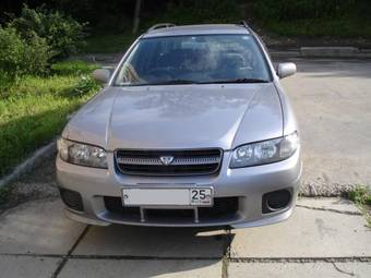 2001 Nissan Avenir Pictures