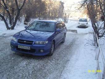 2002 Nissan Avenir Pics