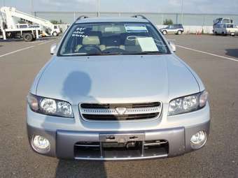 2002 Nissan Avenir For Sale