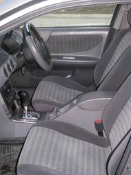 2002 Nissan Avenir Photos