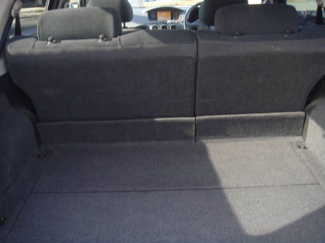 2003 Nissan Avenir