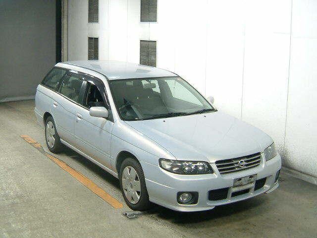 2003 Nissan Avenir